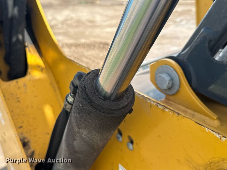 image for item EC3678 2020 John Deere 317G tracked skid steer loader