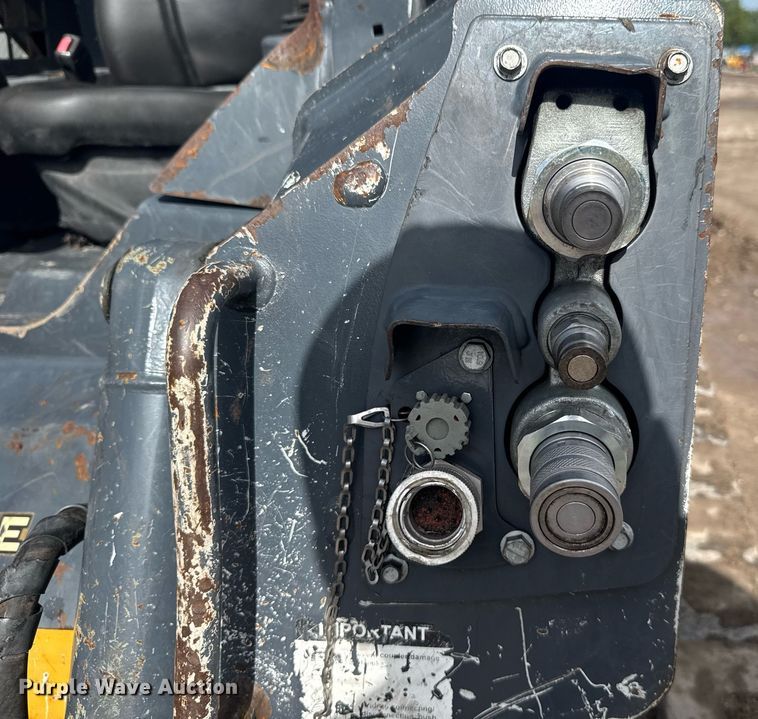 image for item EC3678 2020 John Deere 317G tracked skid steer loader