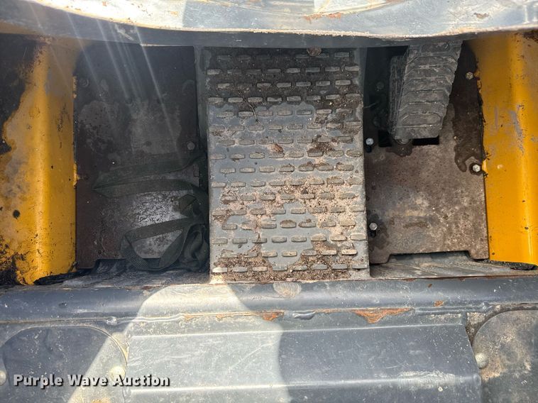 image for item EC3678 2020 John Deere 317G tracked skid steer loader