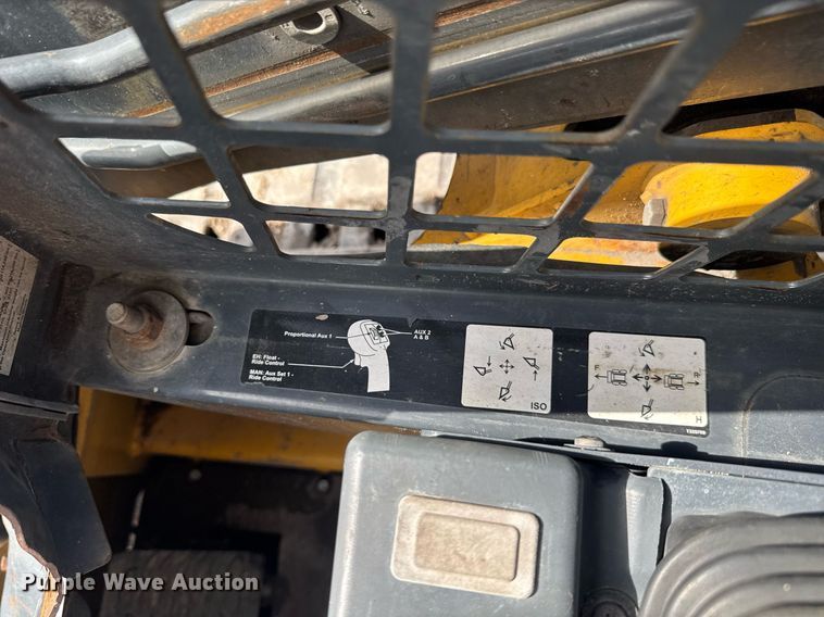 image for item EC3678 2020 John Deere 317G tracked skid steer loader