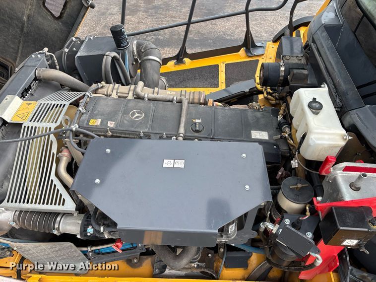 image for item EC3690 2022 Bell ADT B50E articulated haul truck