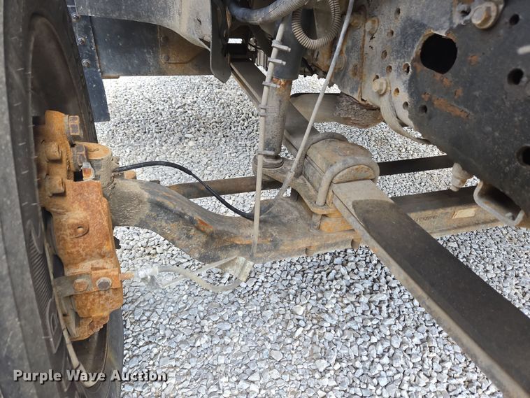 image for item EC4161 2005 GMC C6500 dump truck