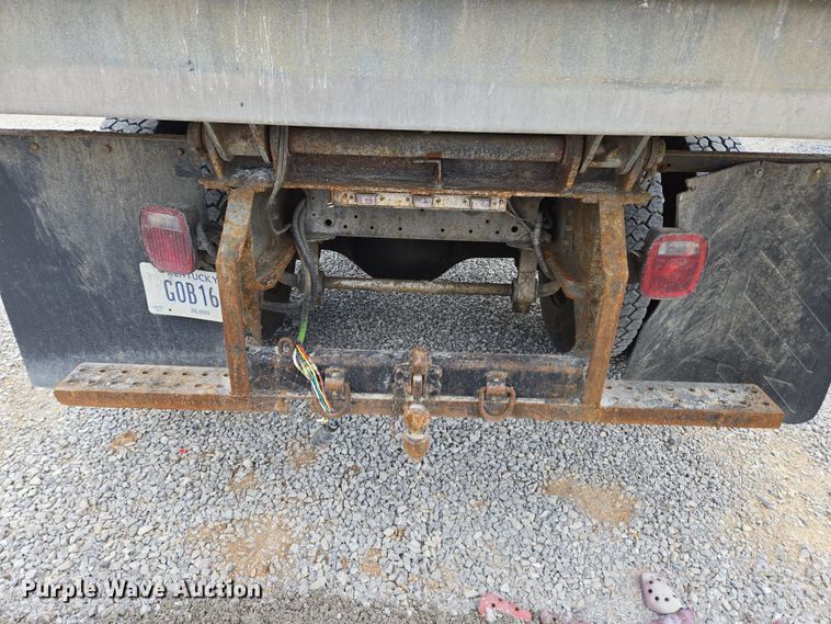 image for item EC4161 2005 GMC C6500 dump truck