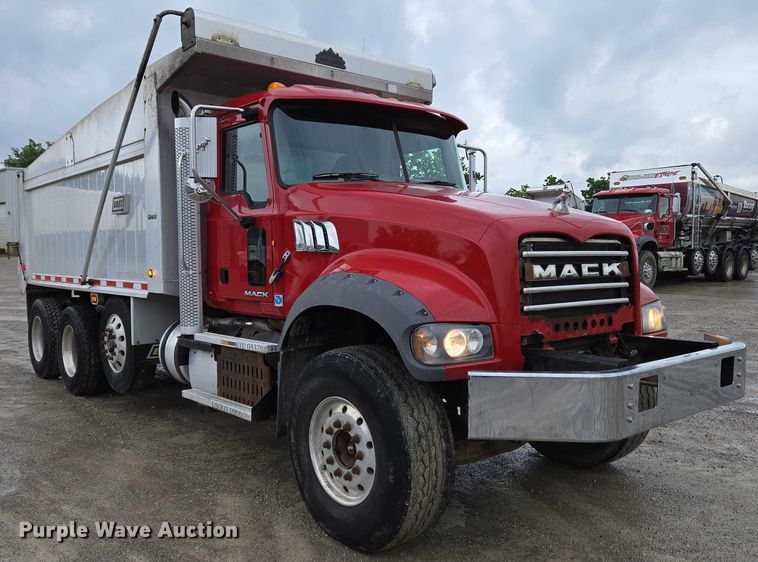 image for item EC4275 2015 Mack GU713 Granite dump truck