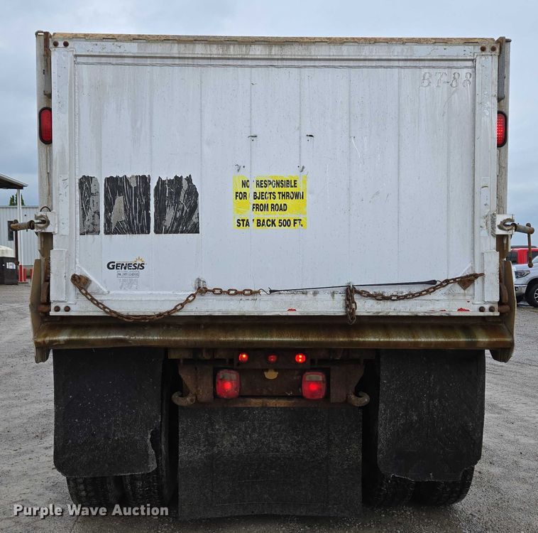 image for item EC4275 2015 Mack GU713 Granite dump truck