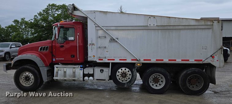 image for item EC4275 2015 Mack GU713 Granite dump truck