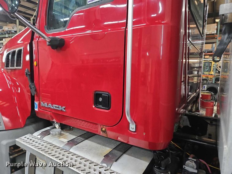 image for item EC4275 2015 Mack GU713 Granite dump truck