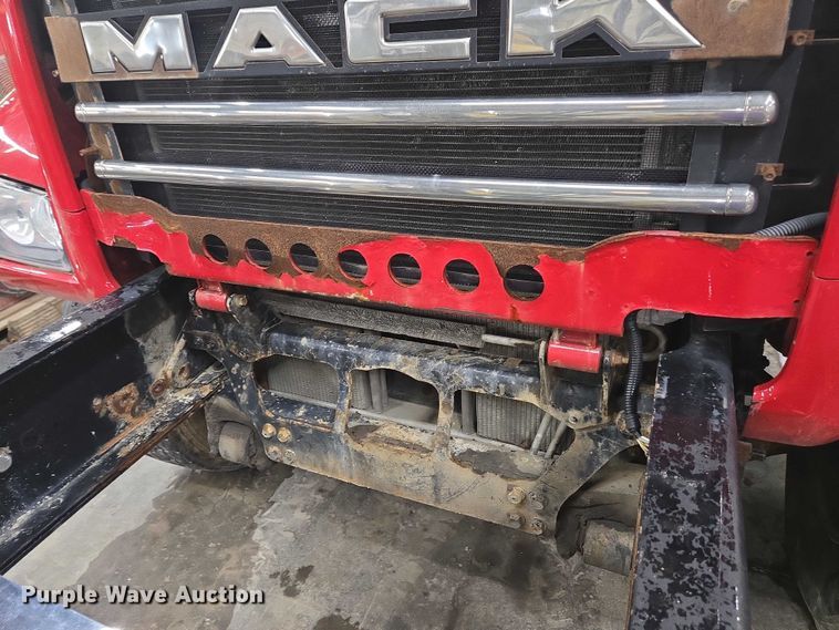 image for item EC4275 2015 Mack GU713 Granite dump truck