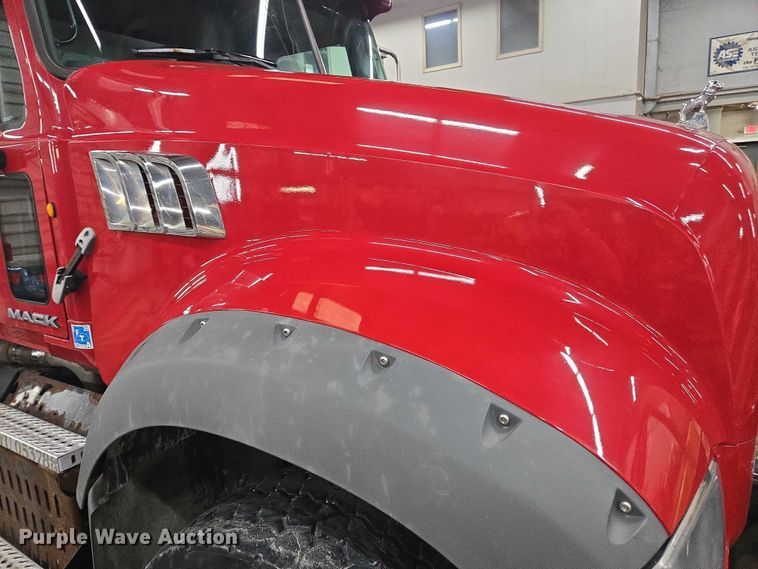 image for item EC4275 2015 Mack GU713 Granite dump truck