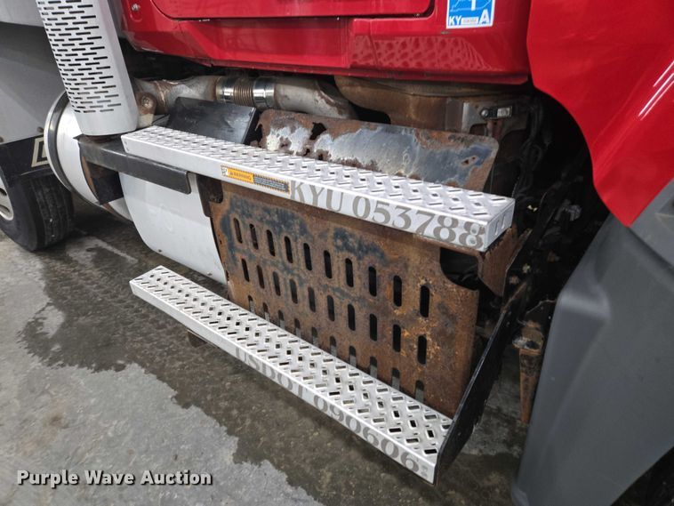 image for item EC4275 2015 Mack GU713 Granite dump truck