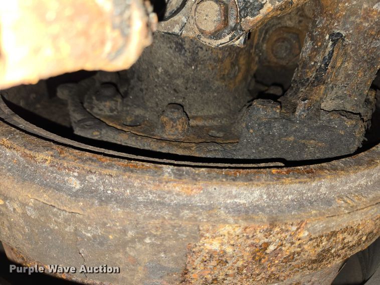 image for item EC4275 2015 Mack GU713 Granite dump truck