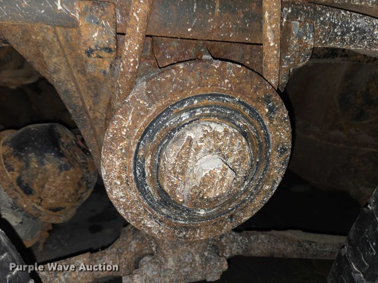 image for item EC4275 2015 Mack GU713 Granite dump truck