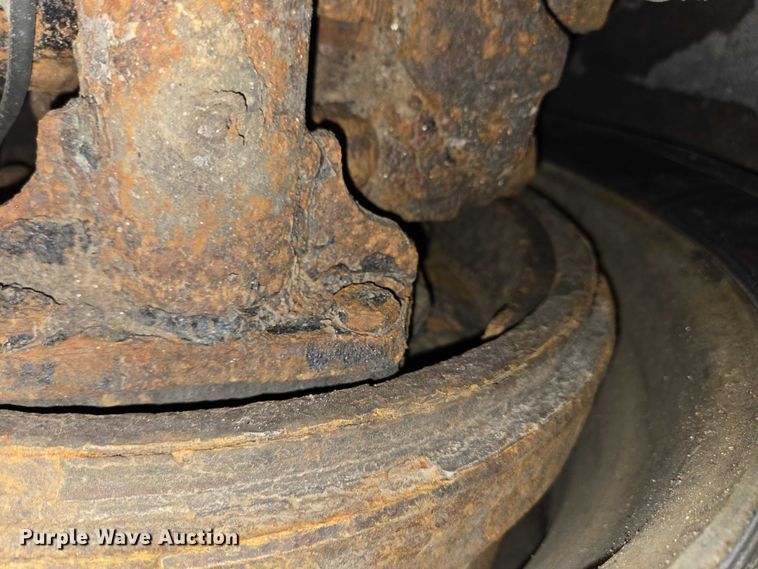 image for item EC4275 2015 Mack GU713 Granite dump truck