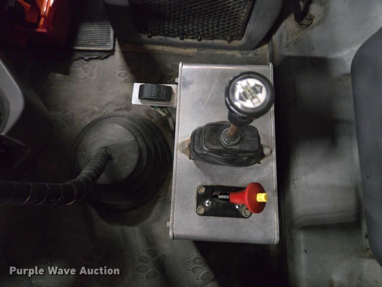 image for item EC4275 2015 Mack GU713 Granite dump truck