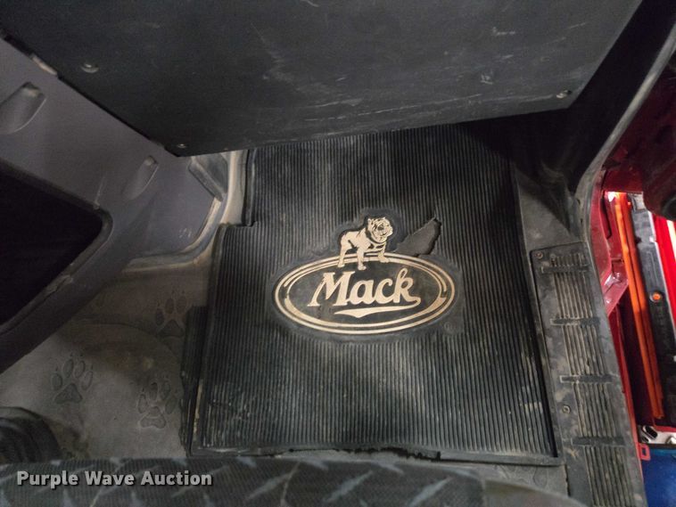 image for item EC4275 2015 Mack GU713 Granite dump truck