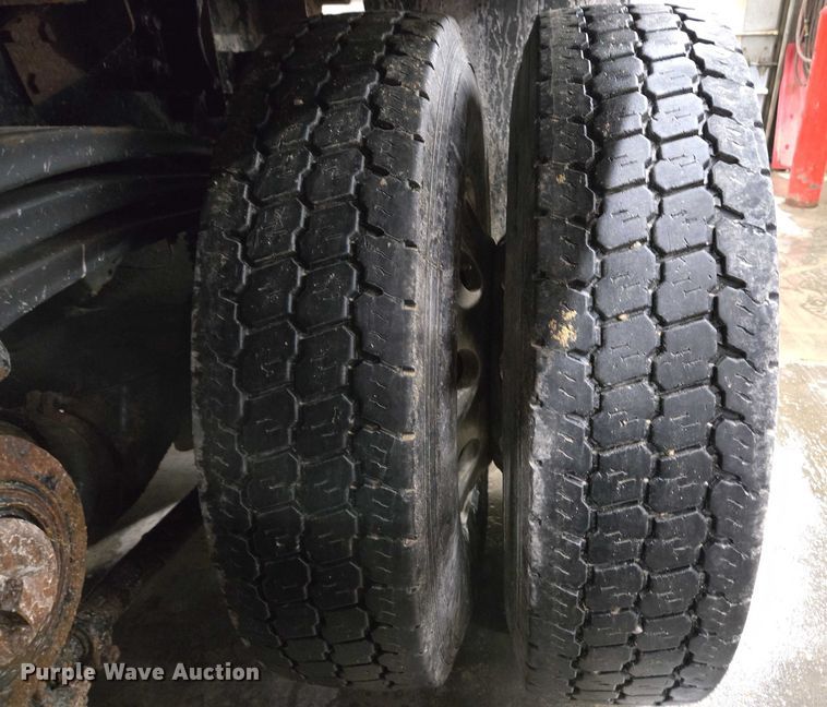 image for item EC4275 2015 Mack GU713 Granite dump truck