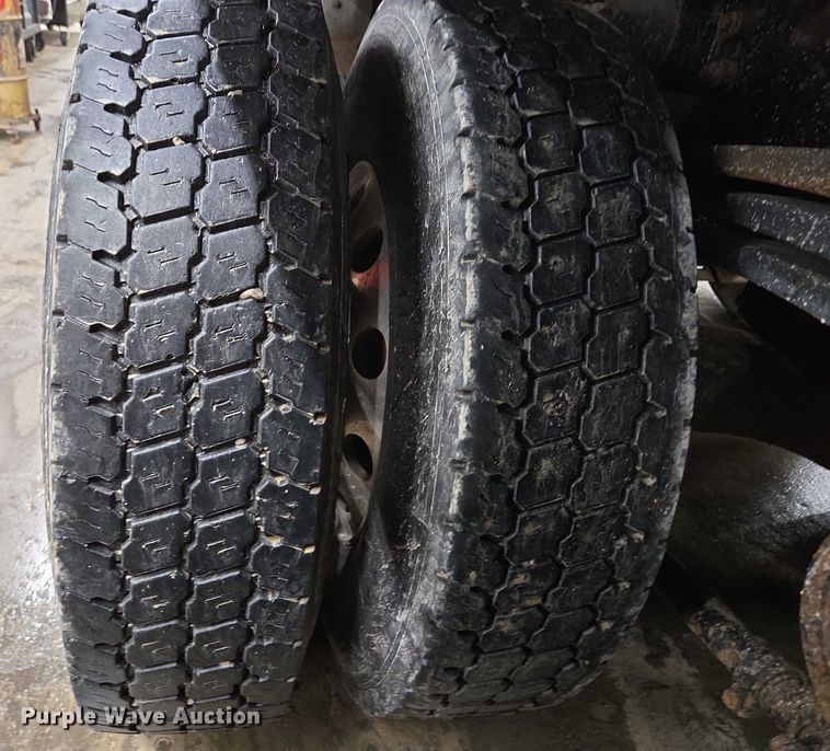 image for item EC4275 2015 Mack GU713 Granite dump truck