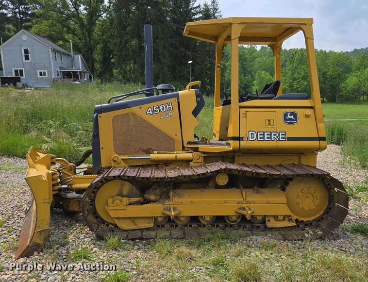 image for item EC4276 2000 John Deere 450H LGP dozer