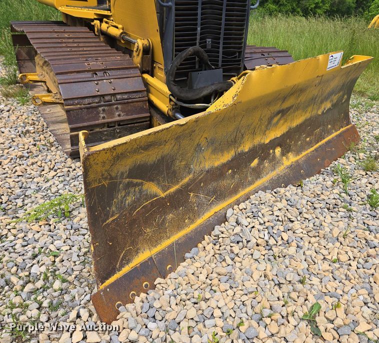 image for item EC4276 2000 John Deere 450H LGP dozer
