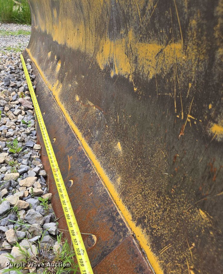 image for item EC4276 2000 John Deere 450H LGP dozer