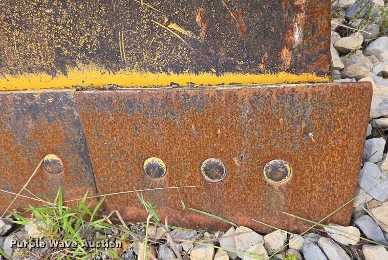 image for item EC4276 2000 John Deere 450H LGP dozer