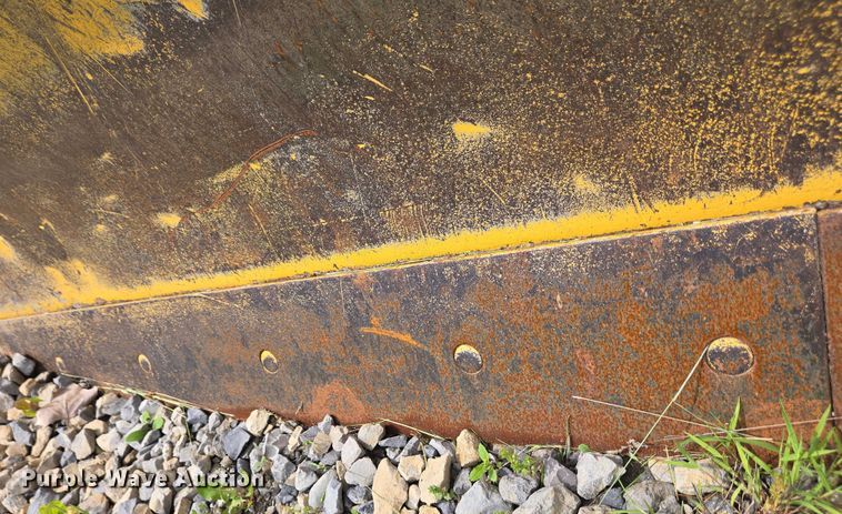 image for item EC4276 2000 John Deere 450H LGP dozer