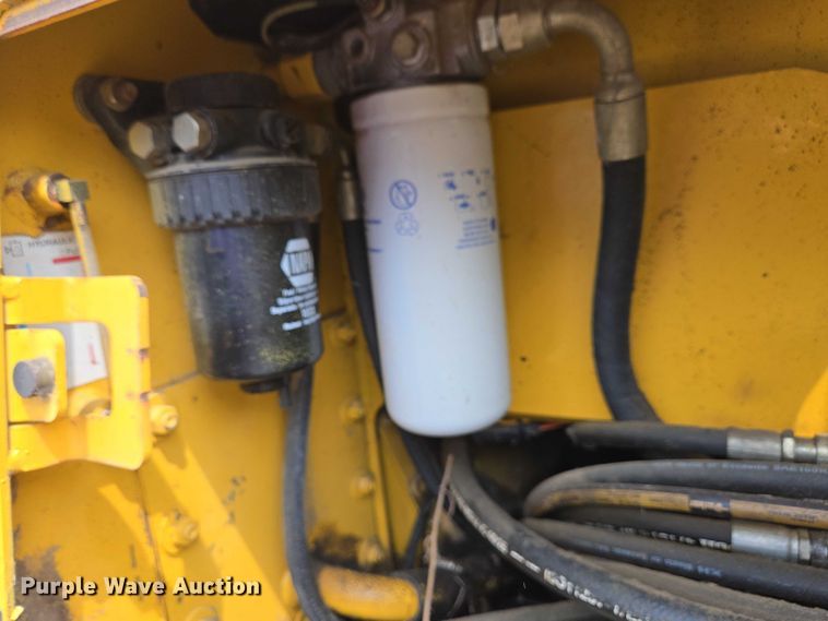 image for item EC4276 2000 John Deere 450H LGP dozer