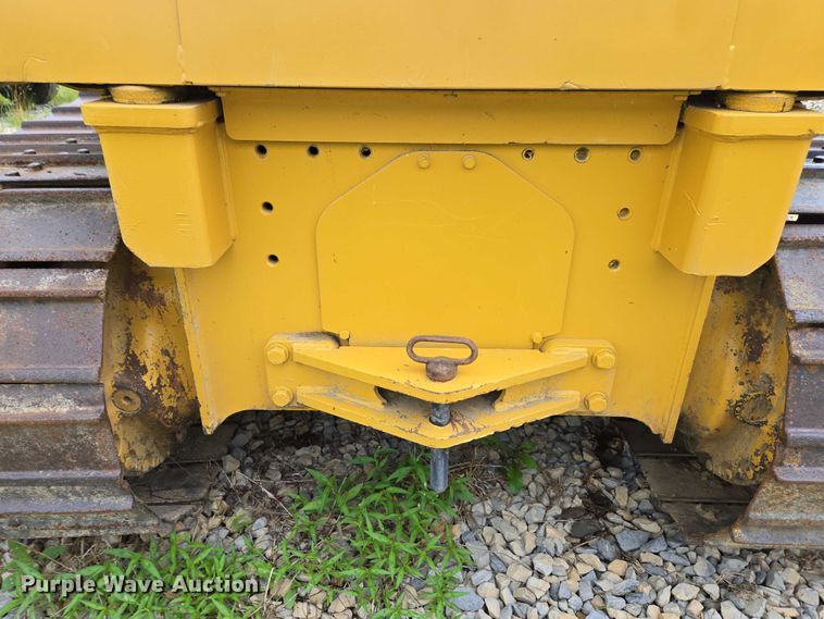 image for item EC4276 2000 John Deere 450H LGP dozer