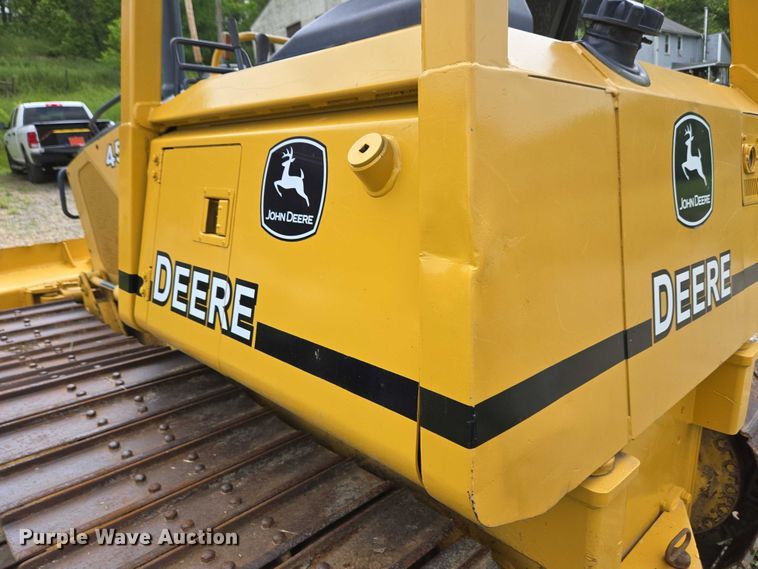 image for item EC4276 2000 John Deere 450H LGP dozer