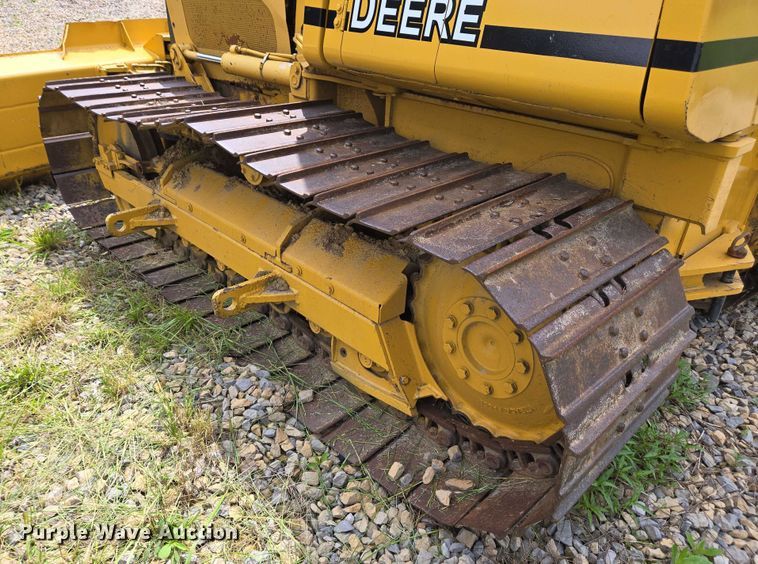 image for item EC4276 2000 John Deere 450H LGP dozer
