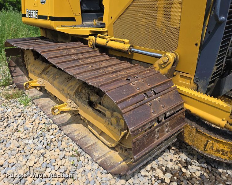 image for item EC4276 2000 John Deere 450H LGP dozer