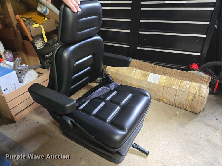 image for item EC4276 2000 John Deere 450H LGP dozer