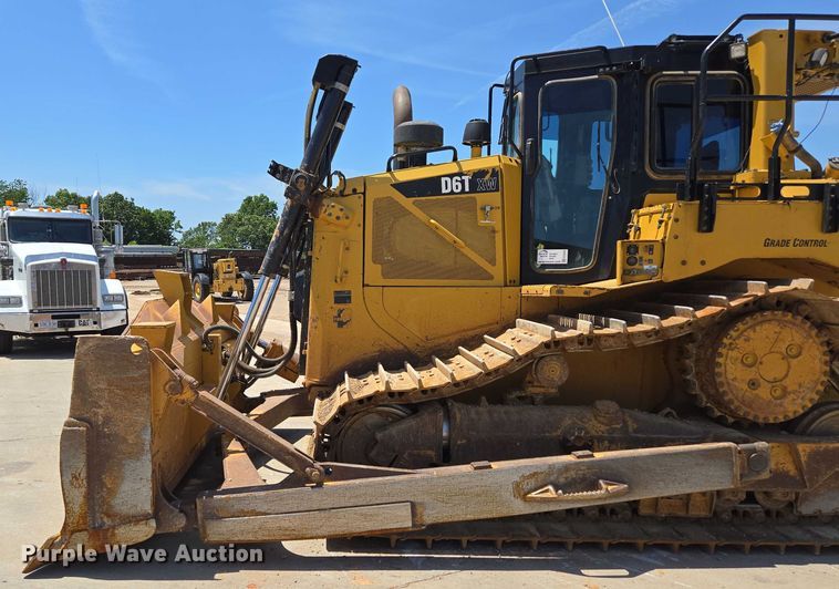 image for item ED2038 2021 Caterpillar D6TXW dozer