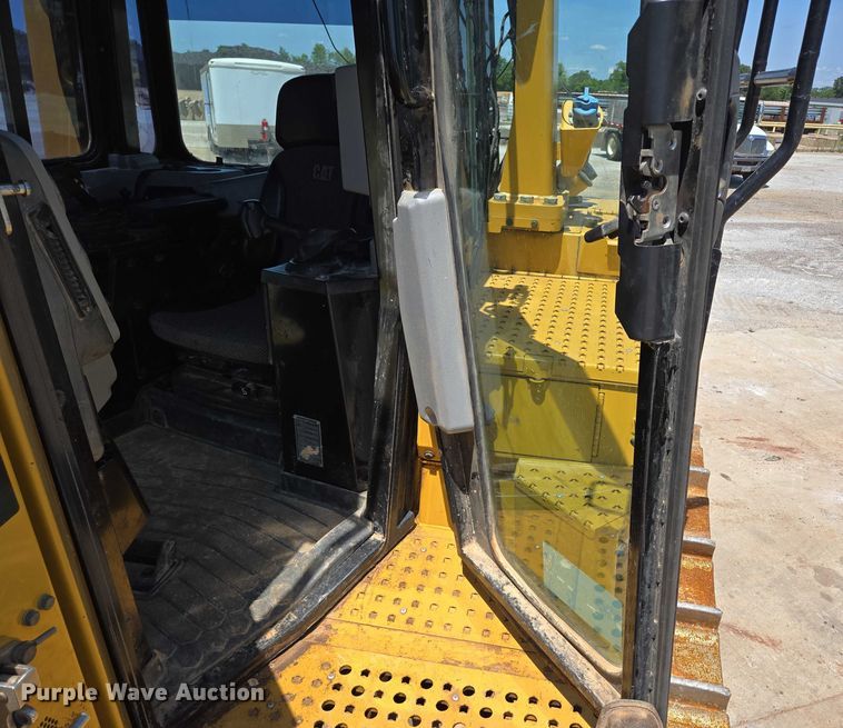 image for item ED2038 2021 Caterpillar D6TXW dozer