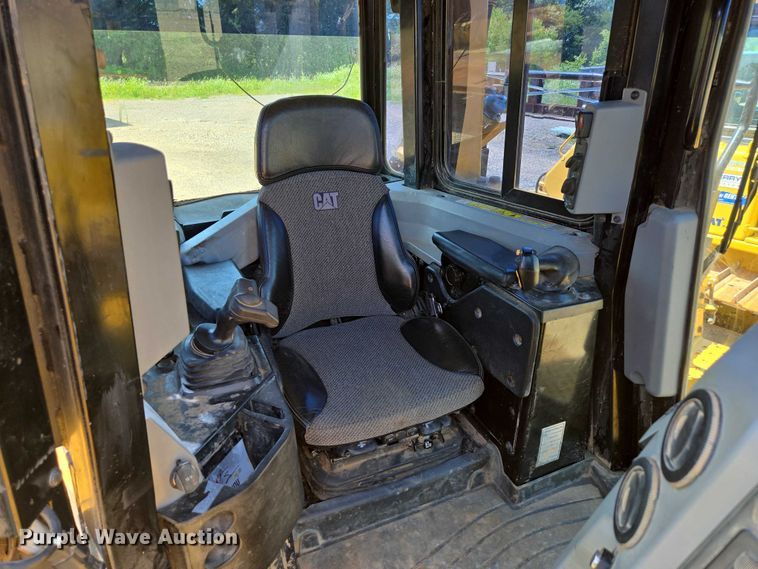 image for item ED2038 2021 Caterpillar D6TXW dozer