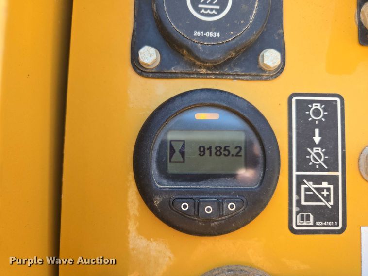 image for item ED2038 2021 Caterpillar D6TXW dozer