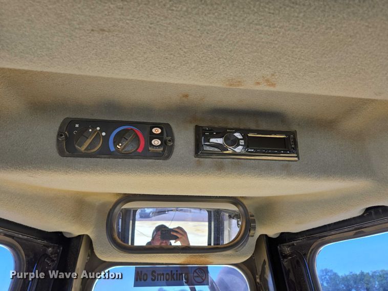 image for item ED2038 2021 Caterpillar D6TXW dozer