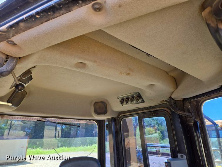 image for item ED2038 2021 Caterpillar D6TXW dozer