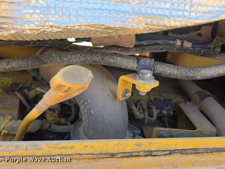 image for item ED2038 2021 Caterpillar D6TXW dozer