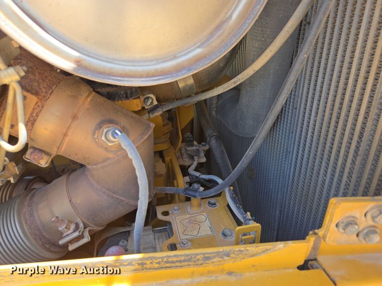 image for item ED2038 2021 Caterpillar D6TXW dozer