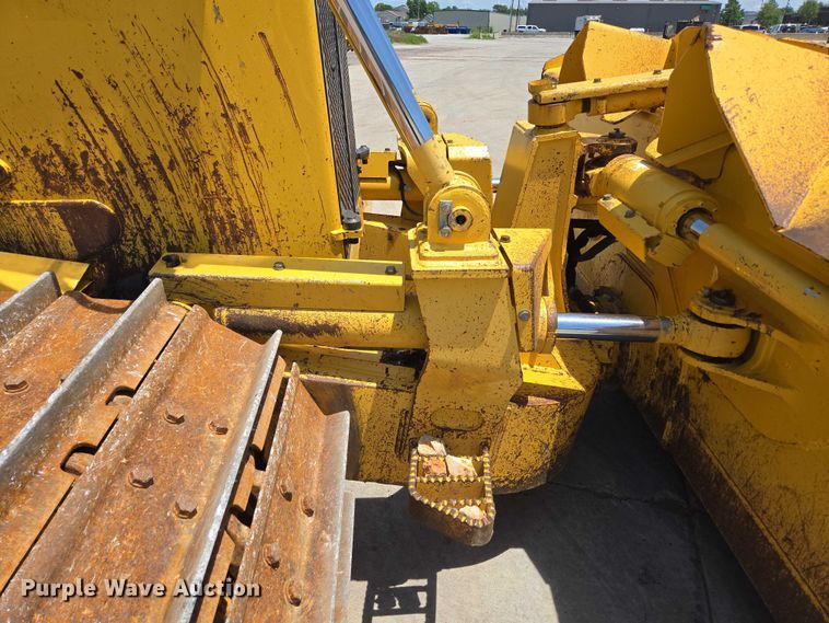image for item ED2039 2019 Komatsu D65PXI-18 dozer