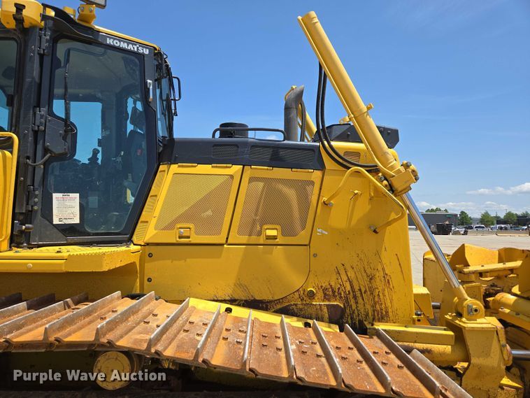 image for item ED2039 2019 Komatsu D65PXI-18 dozer