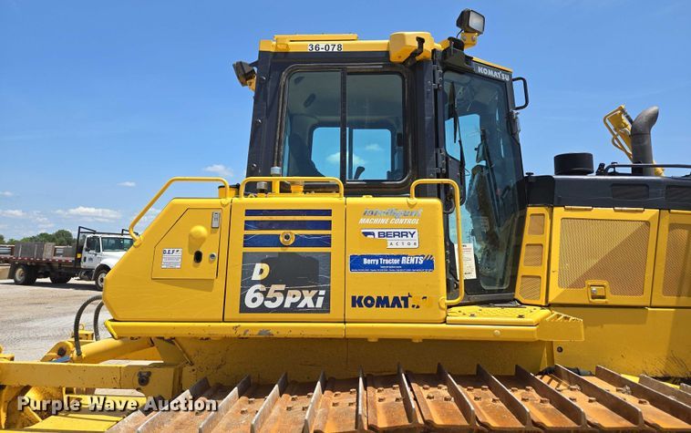 image for item ED2039 2019 Komatsu D65PXI-18 dozer