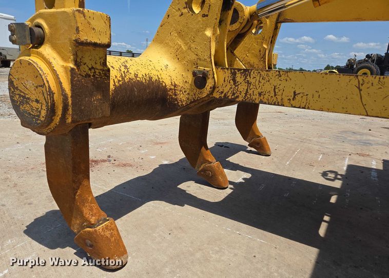 image for item ED2039 2019 Komatsu D65PXI-18 dozer