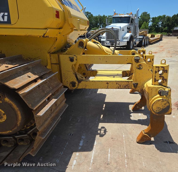 image for item ED2039 2019 Komatsu D65PXI-18 dozer