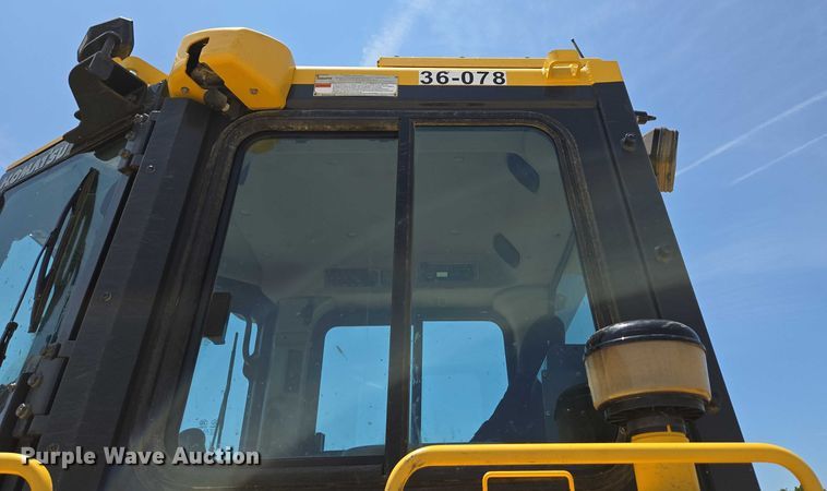 image for item ED2039 2019 Komatsu D65PXI-18 dozer