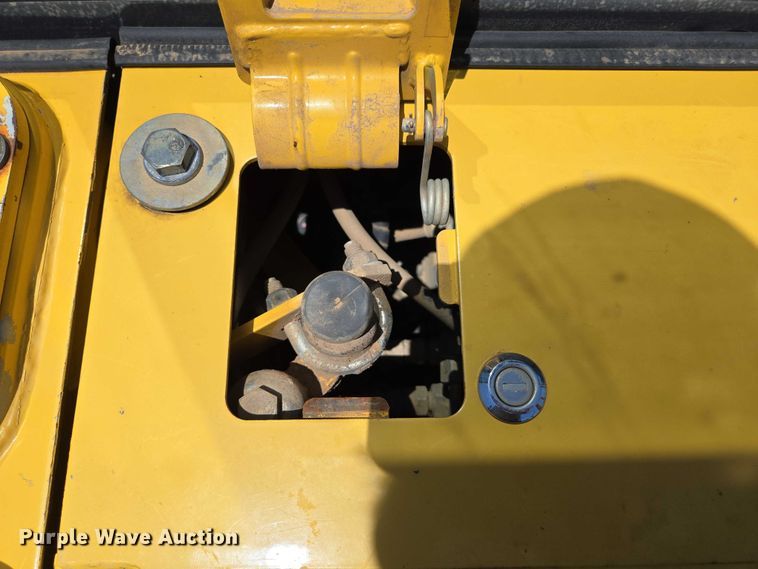 image for item ED2039 2019 Komatsu D65PXI-18 dozer