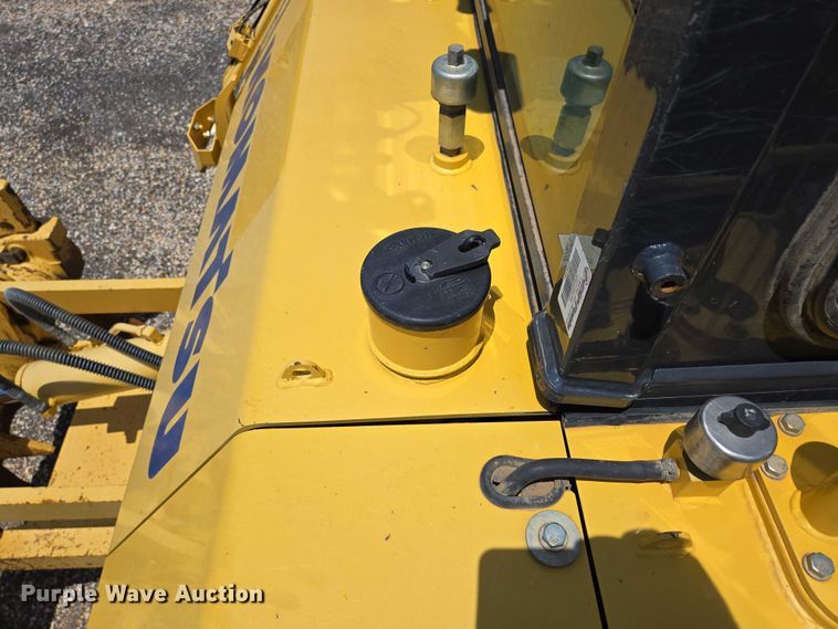 image for item ED2039 2019 Komatsu D65PXI-18 dozer