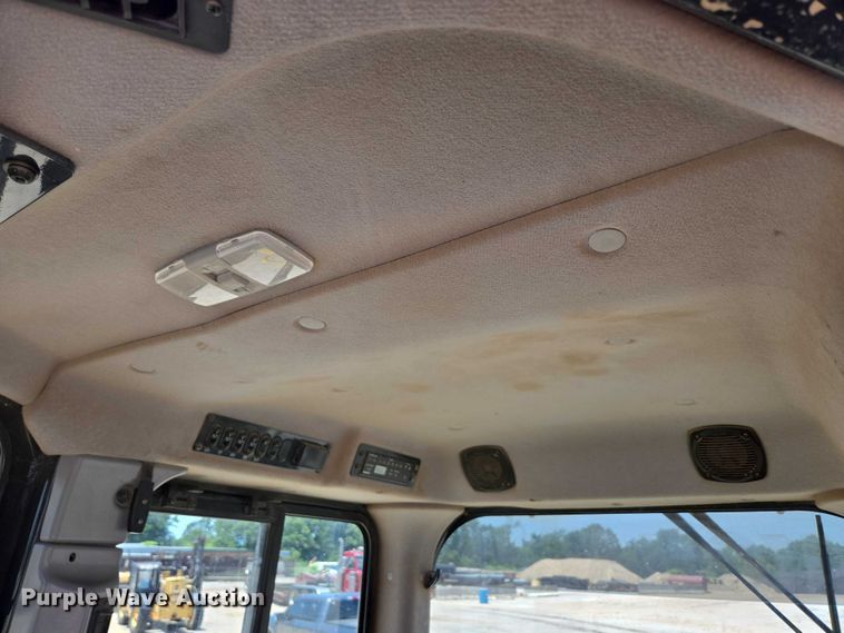 image for item ED2039 2019 Komatsu D65PXI-18 dozer