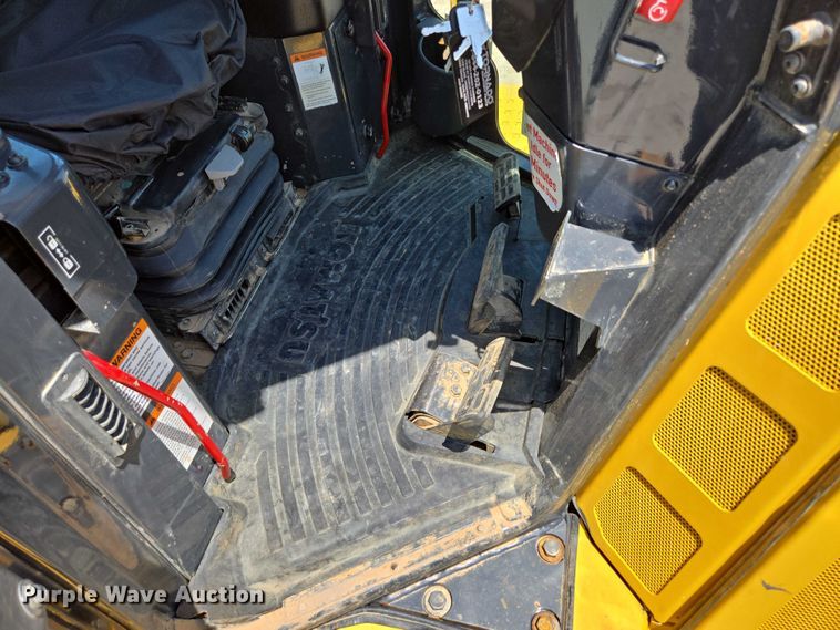 image for item ED2039 2019 Komatsu D65PXI-18 dozer